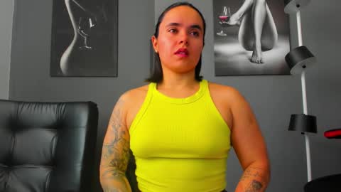   online show from November 1, 2025, 5:48 pm