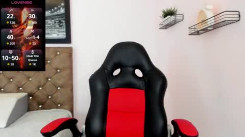 Snapshot of karol_deny chatting on June 16, 2026, 7:38 pm Karol D online show from June 16, 2026, 7:38 pm