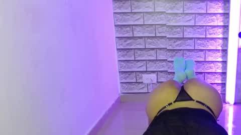 Karol labichota online show from January 22, 2025, 4:34 am