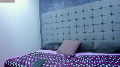 Karol online show from December 1, 2025, 3:06 pm