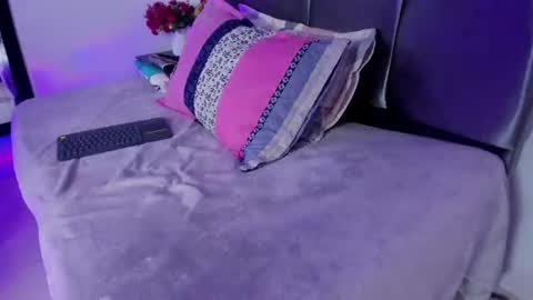 karol_wish online show from March 19, 2026, 4:16 am