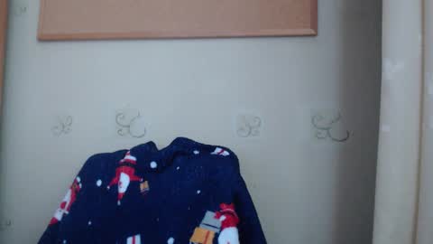 Snapshot of karolhorny96 chatting on October 18, 2025, 8:04 am Karol online show from October 18, 2025, 8:04 am