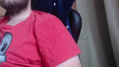 Snapshot of karolhorny96 chatting on November 16, 2025, 10:54 am Karol online show from November 16, 2025, 10:54 am