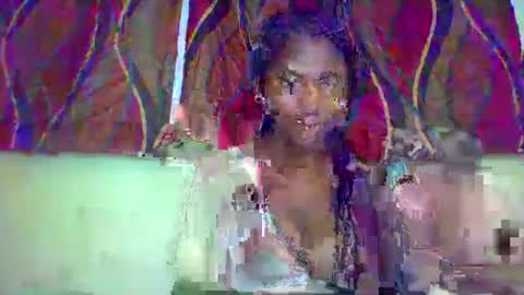 Snapshot of karoliee chatting on May 13, 2026, 11:40 am karoliee online show from May 13, 2026, 11:40 am