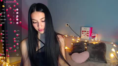 Kira online show from February 22, 2026, 2:02 am