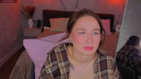 Karolina online show from April 7, 2026, 1:17 am