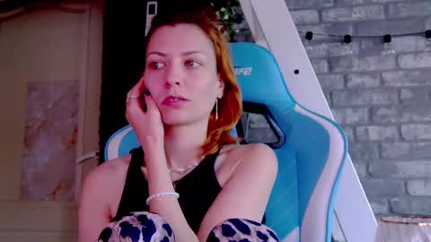 karoline121 online show from March 11, 2025, 7:04 am