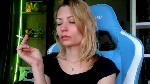 karoline121 online show from March 23, 2026, 4:49 am