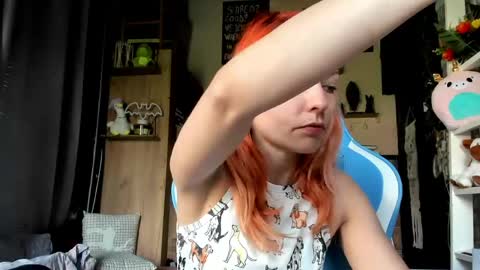 karoline121 online show from April 17, 2026, 10:29 am