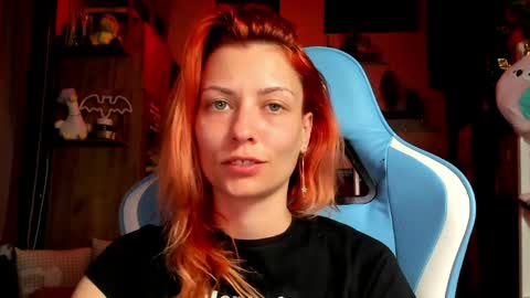 karoline121 online show from April 18, 2026, 8:31 pm