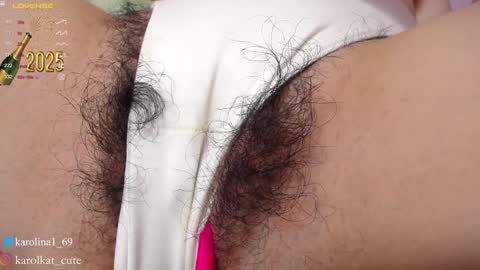 Snapshot of karolkat_1 chatting on January 9, 2025, 5:00 pm Karolina 3 online show from January 9, 2025, 5:00 pm