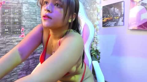 KAROLL online show from November 30, 2025, 1:04 pm