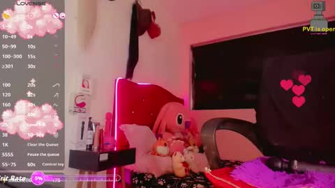 Snapshot of karoll_scoott chatting on November 12, 2025, 11:21 am karol online show from November 12, 2025, 11:21 am