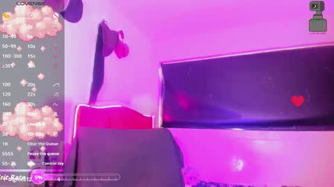 Snapshot of karoll_scoott chatting on November 13, 2025, 11:31 am karol online show from November 13, 2025, 11:31 am