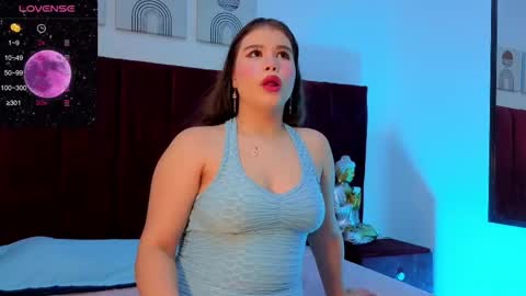 karoly online show from November 9, 2025, 4:11 am