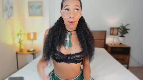 Kary Moon online show from October 16, 2025, 10:11 pm