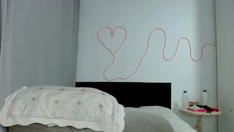 Tamires e Maicon online show from April 26, 2026, 9:34 pm