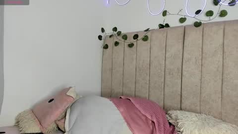           online show from January 6, 2026, 8:12 pm