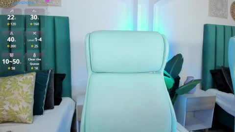 kaseythompson online show from April 3, 2026, 9:24 pm