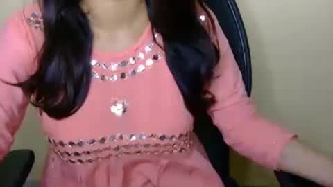 kashish___ online show from July 18, 2026, 1:48 pm