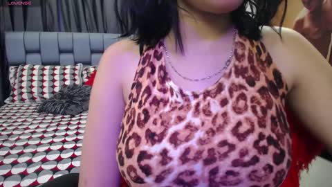 kasvhi online show from November 11, 2025, 7:36 pm