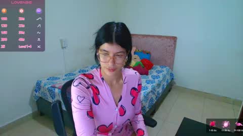 Snapshot of kassandra_0304 chatting on April 26, 2026, 1:47 am Kassandra online show from April 26, 2026, 1:47 am