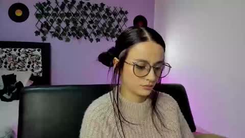 kassandra james online show from December 2, 2024, 12:09 am