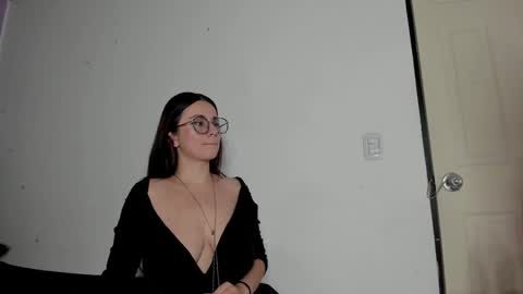 kassandra james online show from March 8, 2025, 11:49 pm