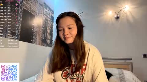 Kira online show from September 22, 2025, 2:46 am