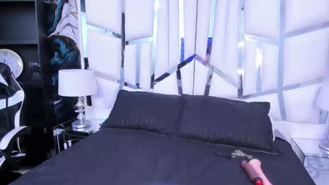 kat_ashbourne online show from June 6, 2026, 5:06 pm