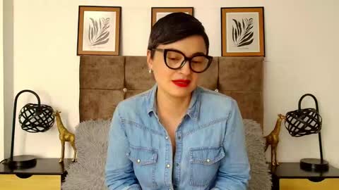 kat paradisse online show from November 12, 2025, 9:36 pm