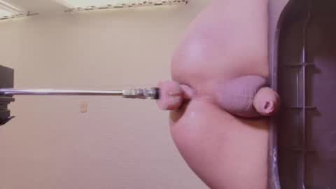 kata_bitch online show from November 3, 2025, 8:32 pm