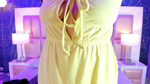 Kiara  online show from April 7, 2026, 11:43 am