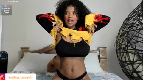 Kataleya online show from December 27, 2024, 9:22 pm