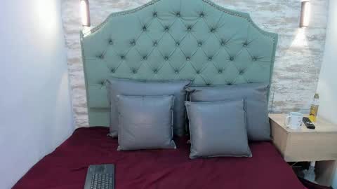 Kataleya  online show from April 21, 2026, 6:12 pm