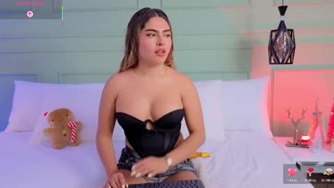 Kat online show from December 15, 2025, 11:47 am