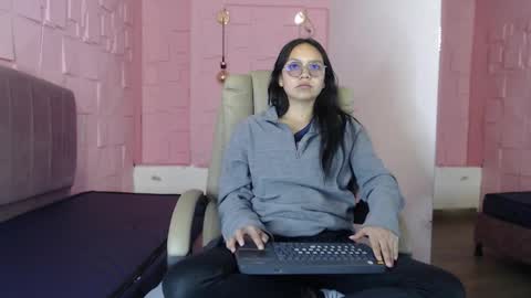 Katalina online show from March 21, 2026, 1:58 pm