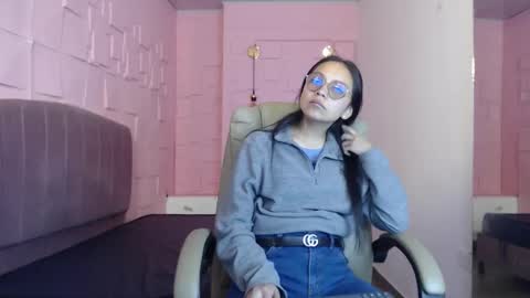 Katalina online show from March 25, 2026, 3:07 pm