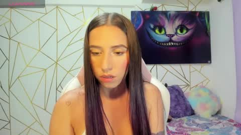 Katalina online show from May 22, 2026, 5:25 am