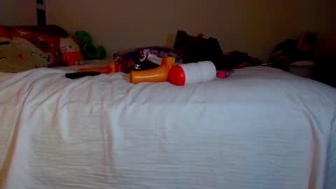 katalinaferreirax online show from December 8, 2024, 11:29 pm