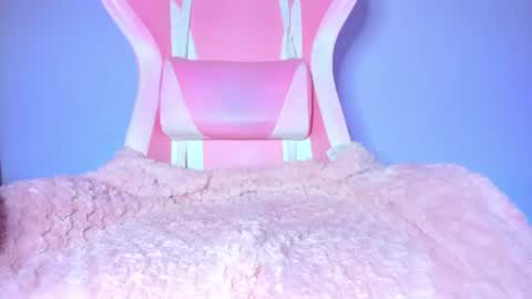 katalinaferreirax online show from July 7, 2026, 12:02 am