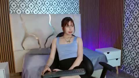 katana_tay online show from September 30, 2025, 11:59 am