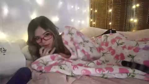 Snapshot of katarina4love chatting on May 13, 2026, 6:11 am katarina4love online show from May 13, 2026, 6:11 am