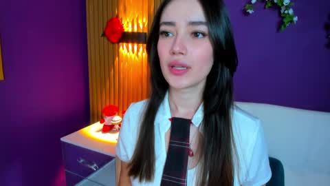 Kate online show from February 21, 2025, 9:22 pm