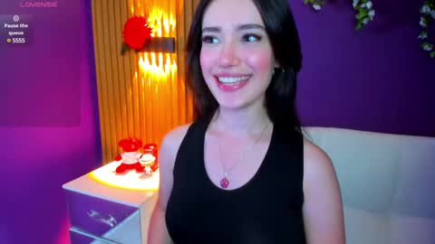 Kate online show from March 7, 2025, 8:55 pm