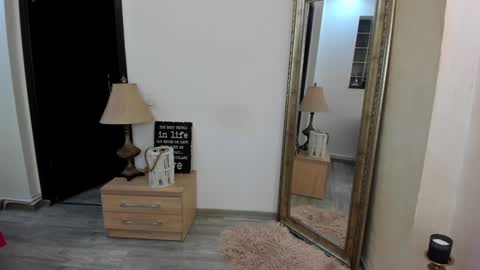 Kate online show from January 31, 2025, 6:47 pm