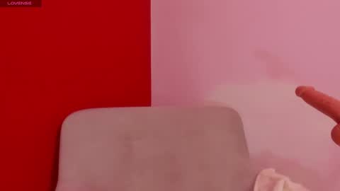 Kate  online show from December 27, 2024, 11:06 am