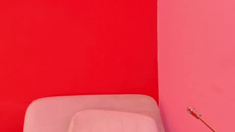 Kate  online show from April 21, 2026, 11:49 am