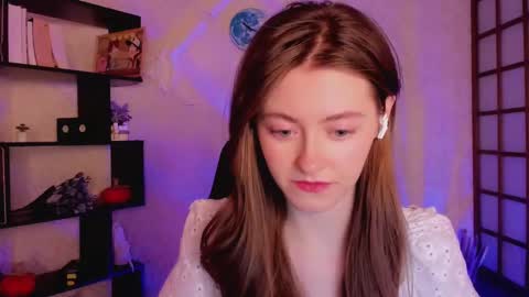 Kate online show from December 10, 2024, 2:05 am