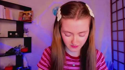 Kate online show from December 23, 2024, 4:55 am